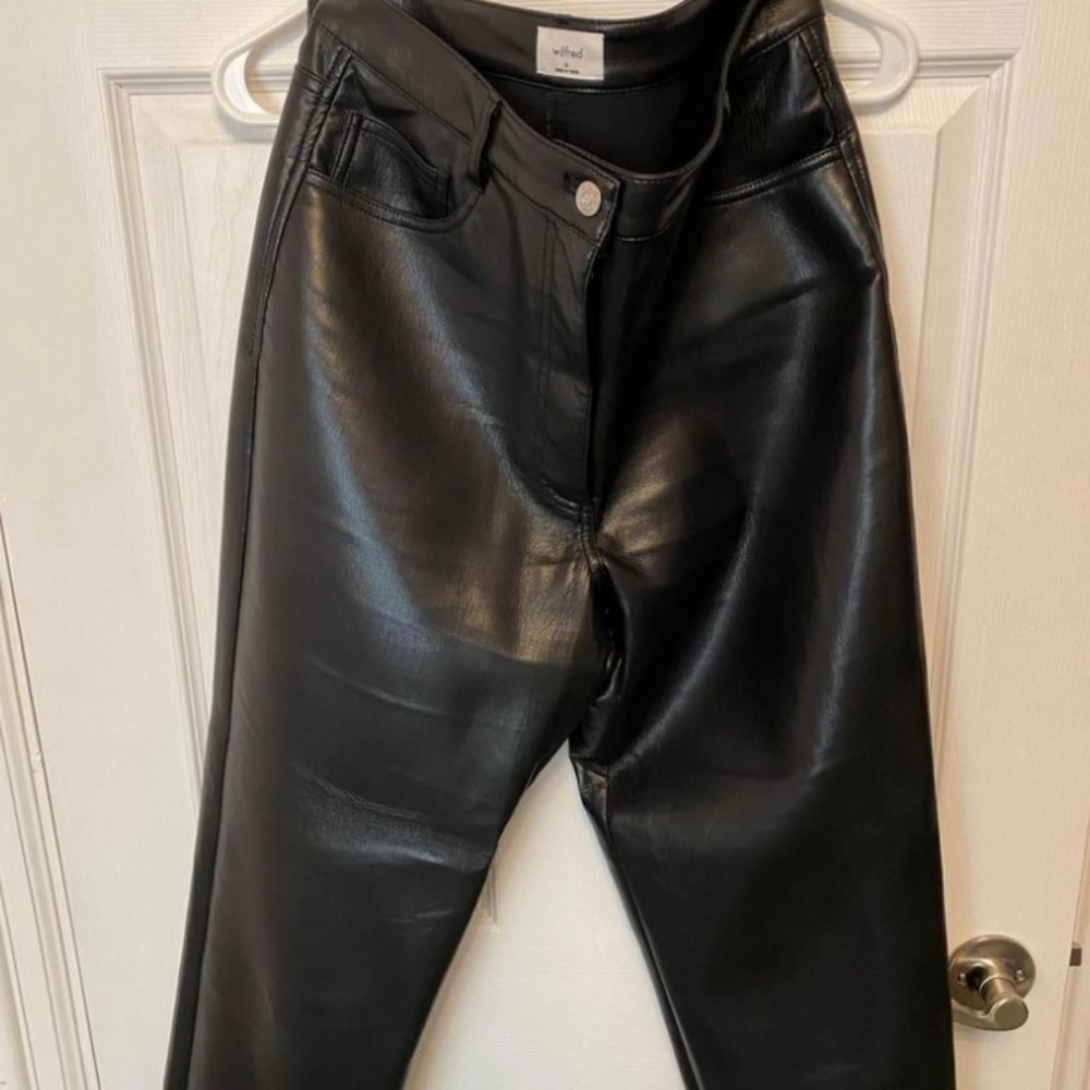 Aritzia Melina size 10 leather pants